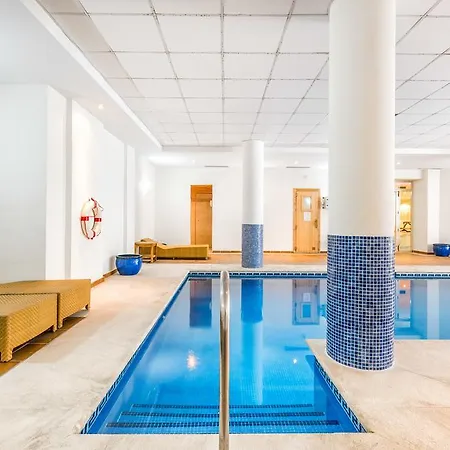 Fuente Aloha Apartment