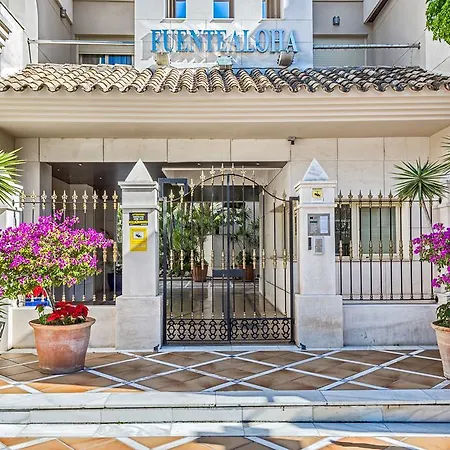 Fuente Aloha Apartment *