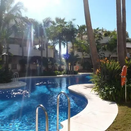 Fuente Aloha Apartment